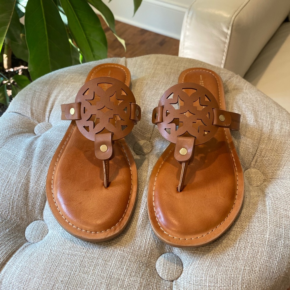 Women’s Report Flip Flop